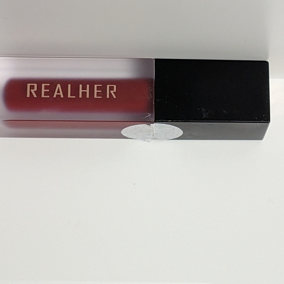 RealHer I Am Tough Liquid Matte Lipstick (New) - Picture 4 of 8